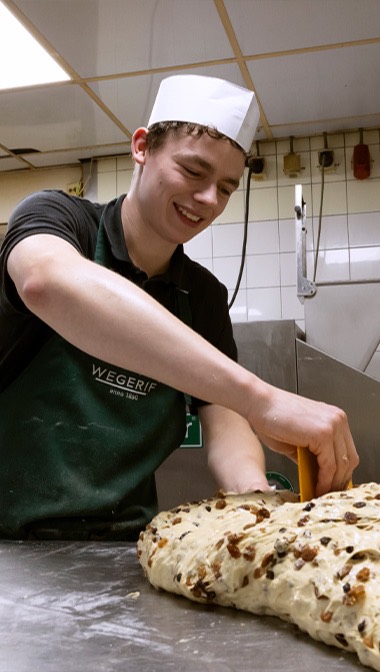 ZELFSTANDIG <br> WERKEND BAKKER